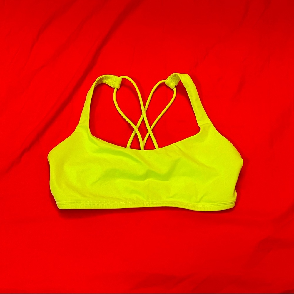 Lululemon Athletica 🍋‍🟩 Lime Light Green Sports Bra / Bralette - Size 8